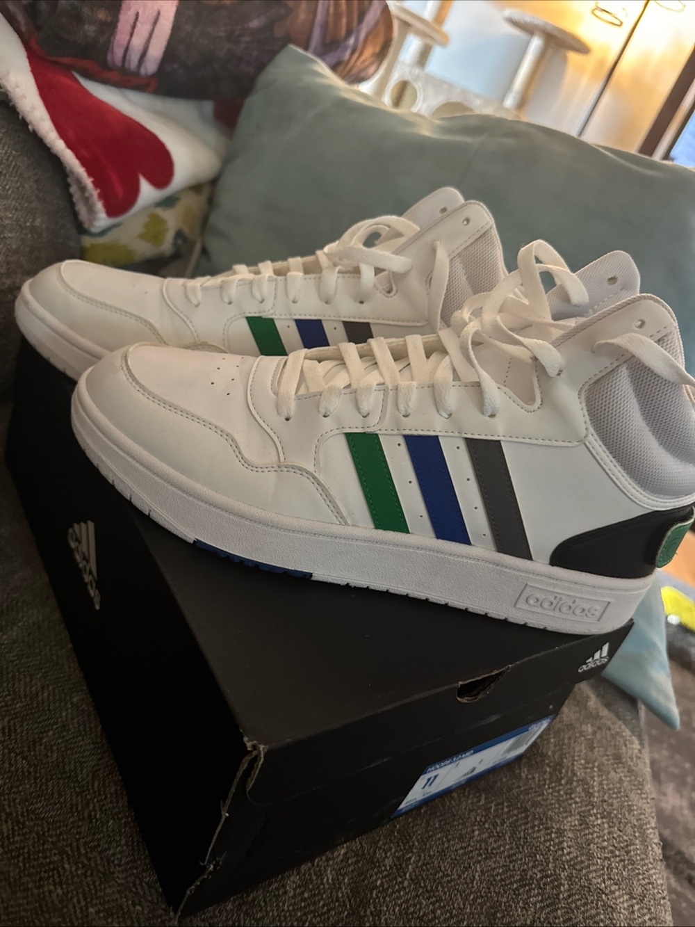 adidas Men’s White High-Top Sneaker with Green & Blue Stripes Sz 11
